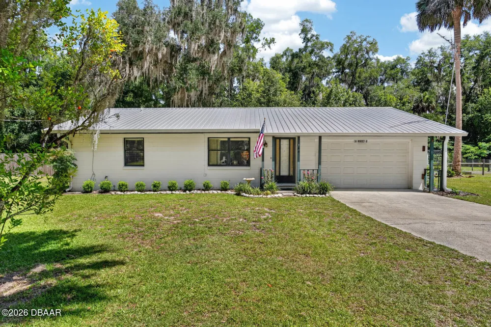 104 Woodcrest Avenue Satsuma, FL 32189