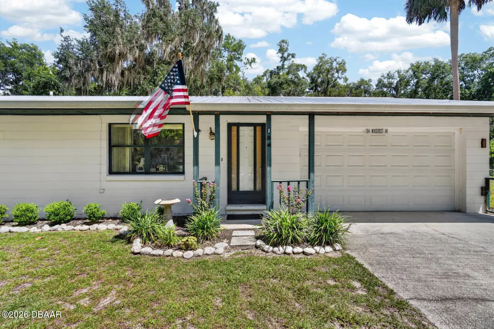 104 Woodcrest Avenue Satsuma, FL 32189