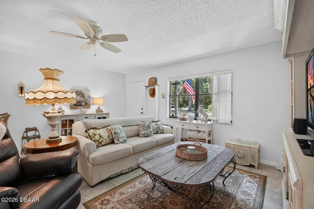 104 Woodcrest Avenue Satsuma, FL 32189
