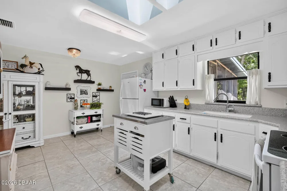 104 Woodcrest Avenue Satsuma, FL 32189