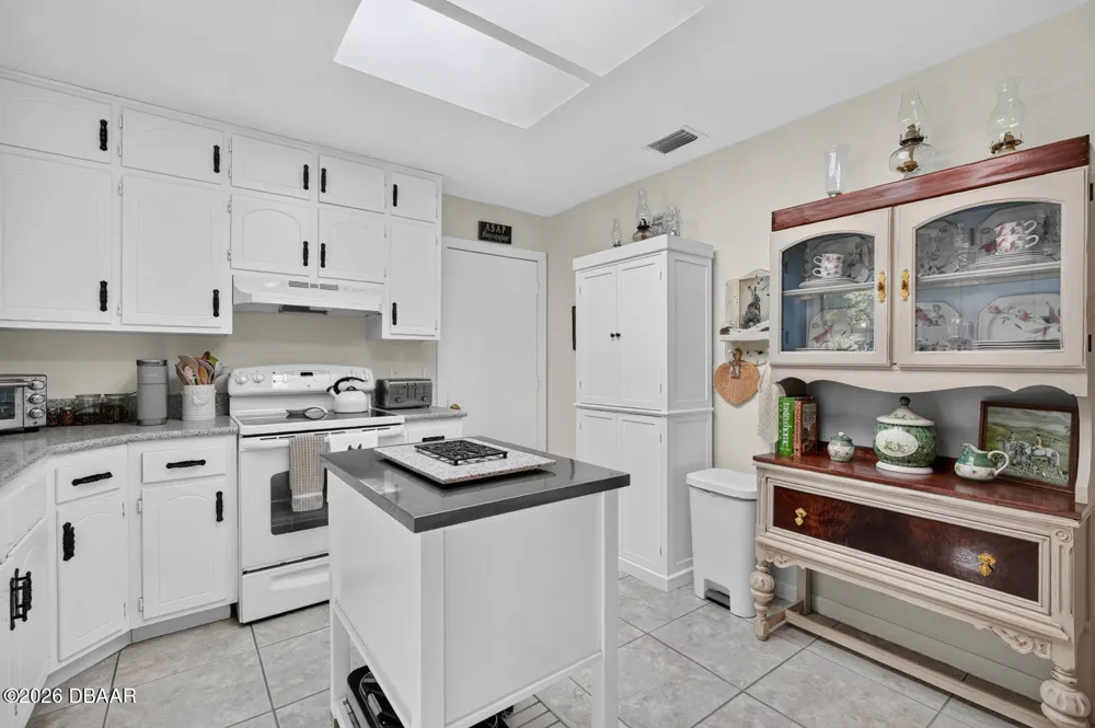 104 Woodcrest Avenue Satsuma, FL 32189