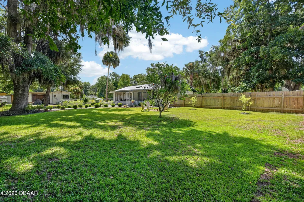 104 Woodcrest Avenue Satsuma, FL 32189
