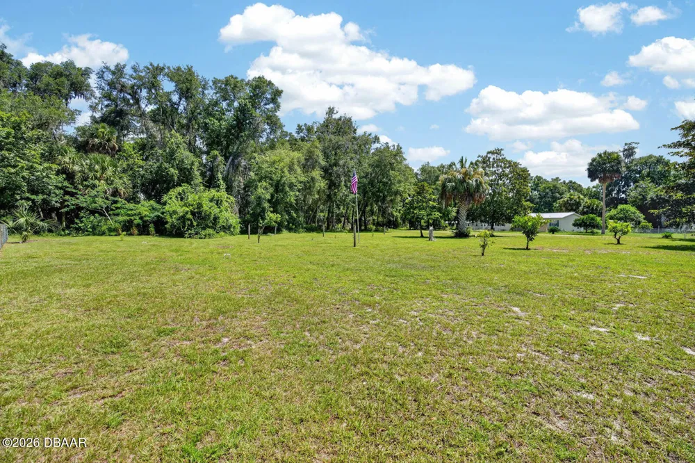 104 Woodcrest Avenue Satsuma, FL 32189