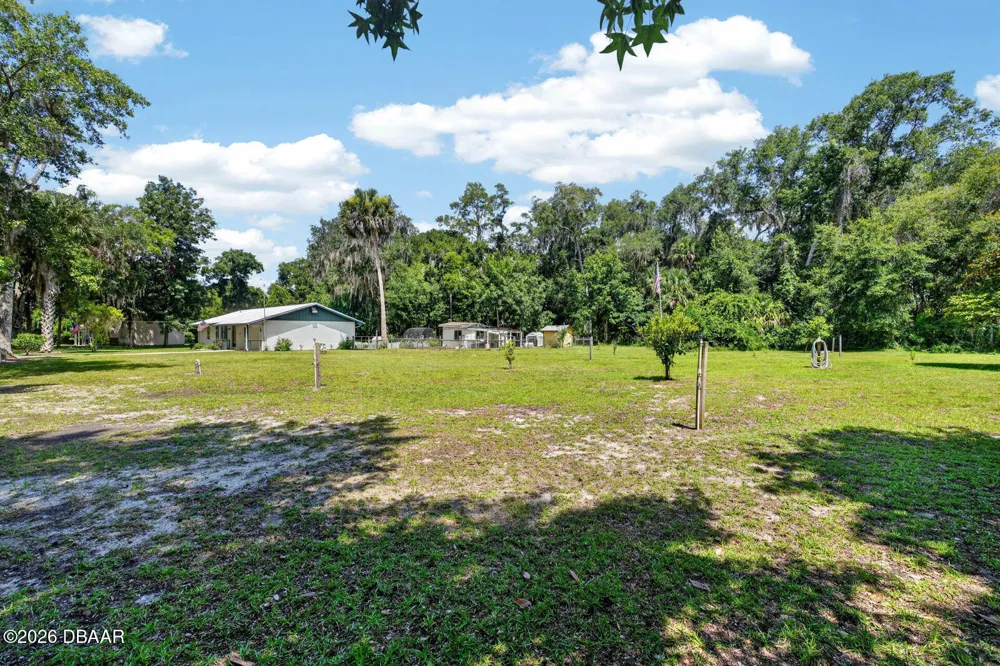 104 Woodcrest Avenue Satsuma, FL 32189