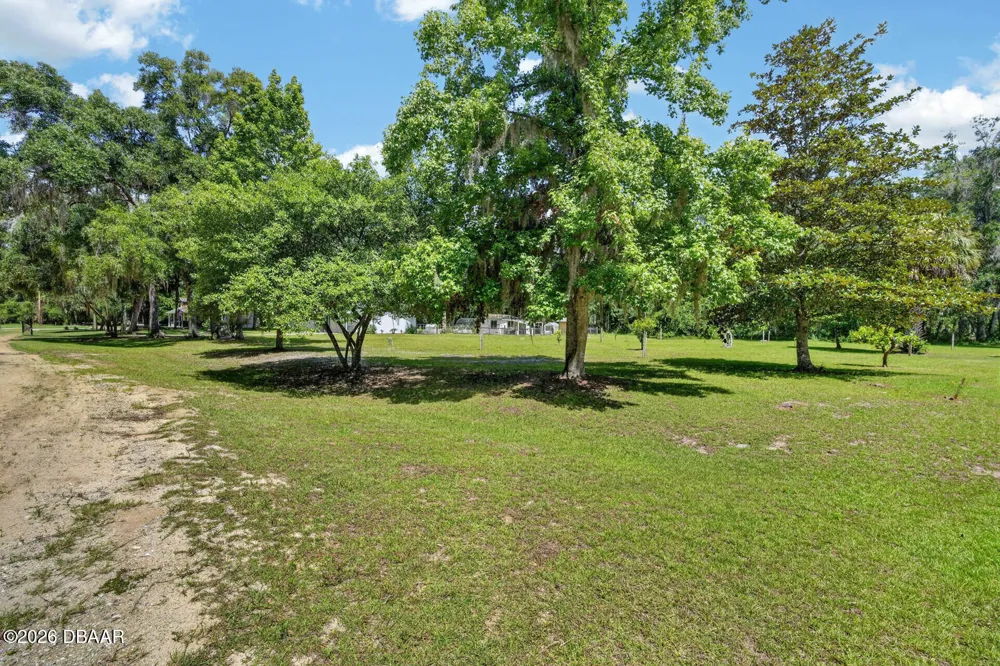 104 Woodcrest Avenue Satsuma, FL 32189