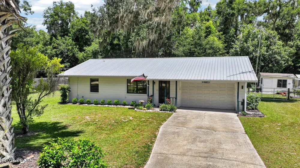 104 Woodcrest Avenue Satsuma, FL 32189