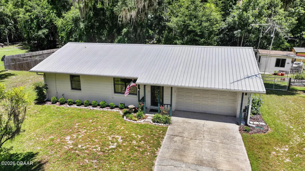 104 Woodcrest Avenue Satsuma, FL 32189