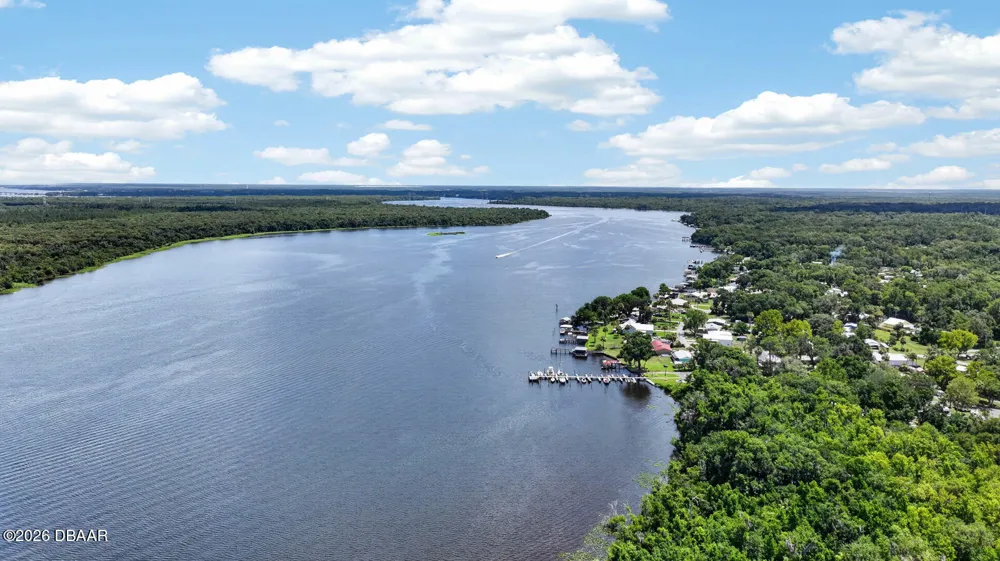 104 Woodcrest Avenue Satsuma, FL 32189