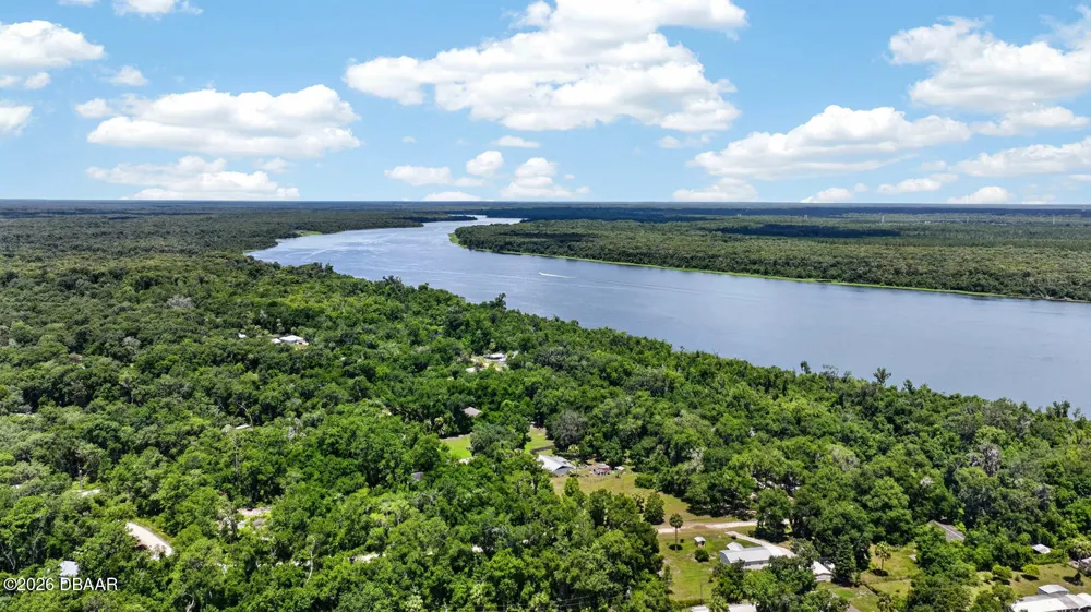104 Woodcrest Avenue Satsuma, FL 32189