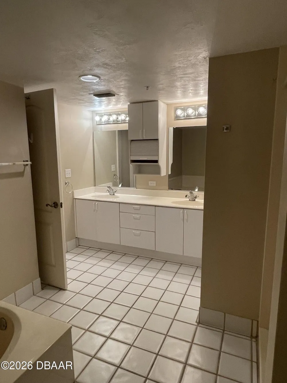 3 Oceans West Boulevard #4A6 Daytona Beach, FL 32118