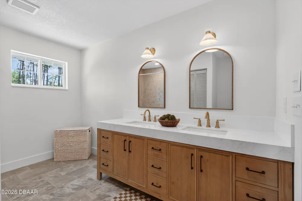 13 Ellsworth Drive Palm Coast, FL 32164