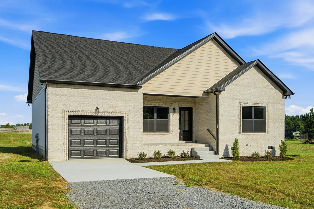 719 Mount Vernon Rd Bethpage, TN 37022