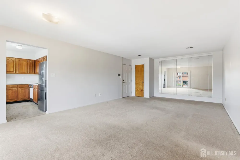 114 Beverly Hill Terrace #H Woodbridge Proper, NJ 07095