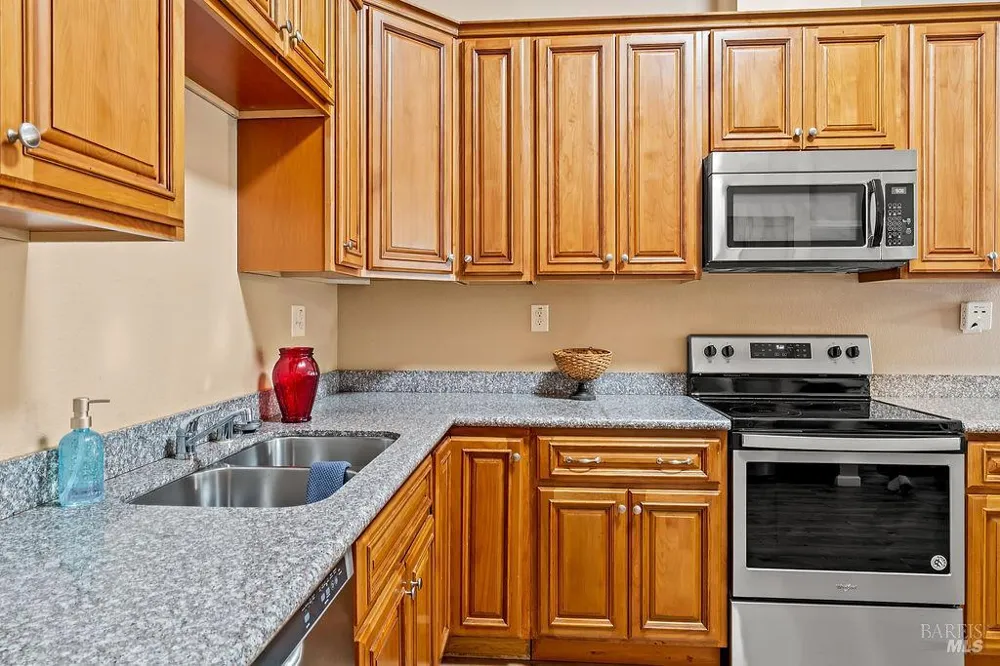 985 Doubles Drive ##110 Santa Rosa, CA 95407
