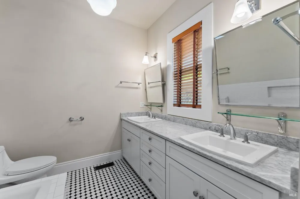 1428 Allyn Avenue St. Helena, CA 94574