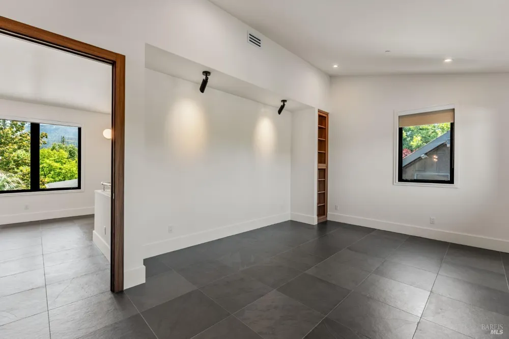 1428 Allyn Avenue St. Helena, CA 94574