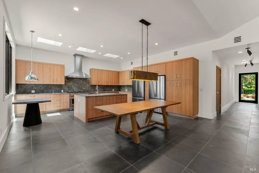 1428 Allyn Avenue St. Helena, CA 94574