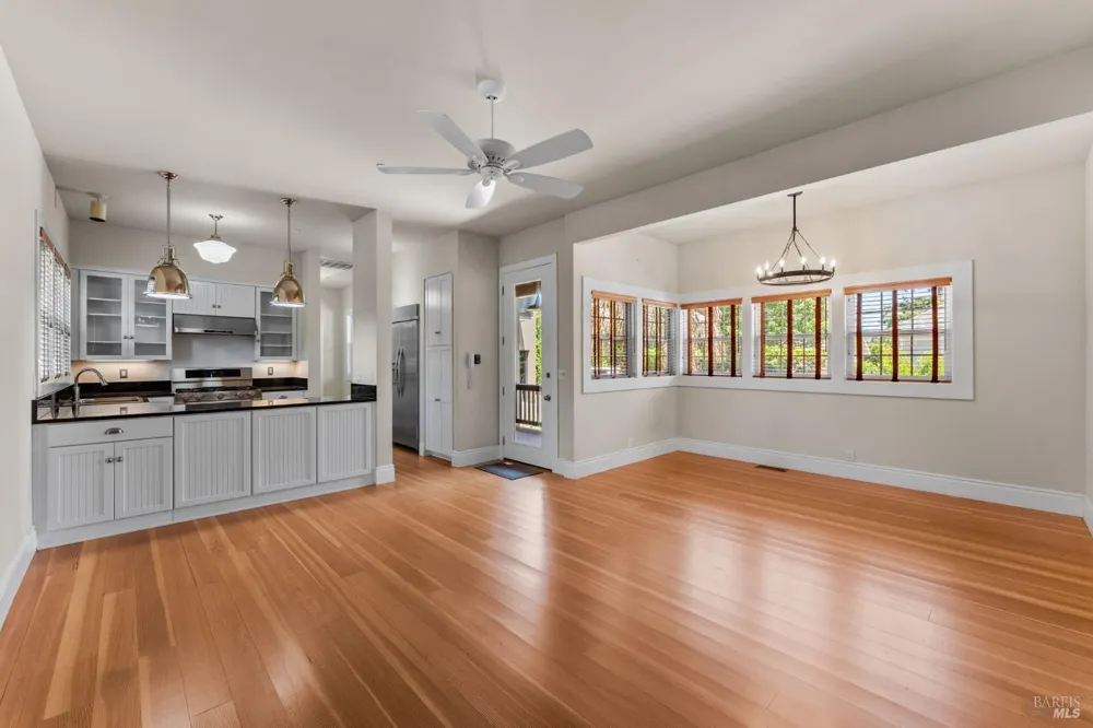 1428 Allyn Avenue St. Helena, CA 94574