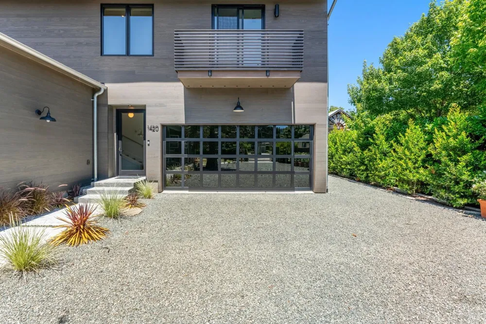 1428 Allyn Avenue St. Helena, CA 94574