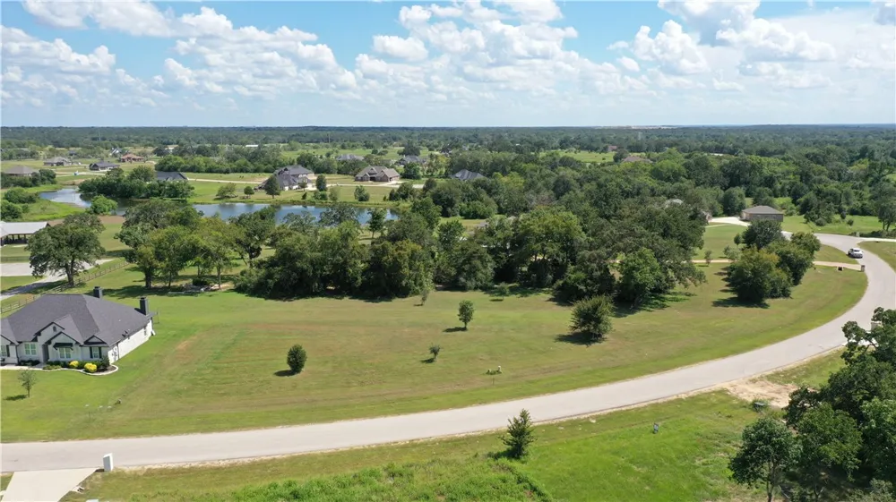 Henley Cove Iola, TX 77861