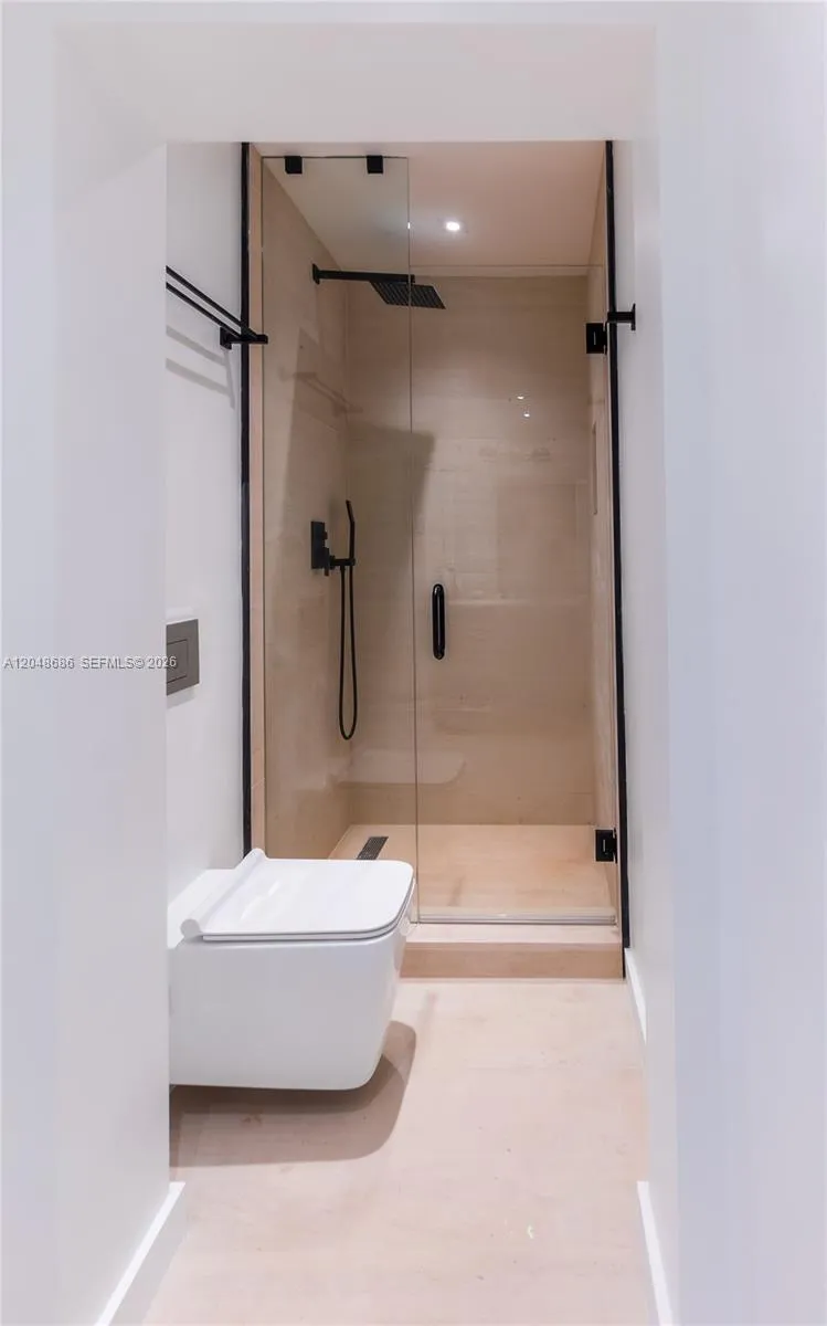 255 PALM AVENUE Miami Beach, FL 33139