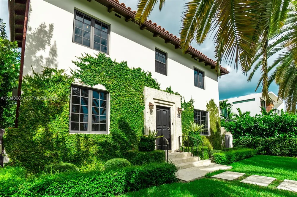 255 PALM AVENUE Miami Beach, FL 33139