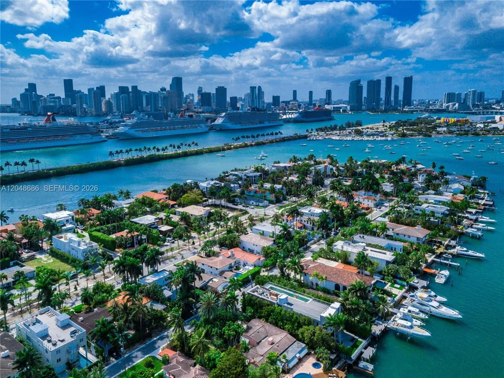 255 PALM AVENUE Miami Beach, FL 33139