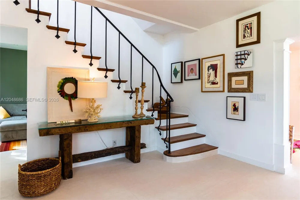 255 PALM AVENUE Miami Beach, FL 33139