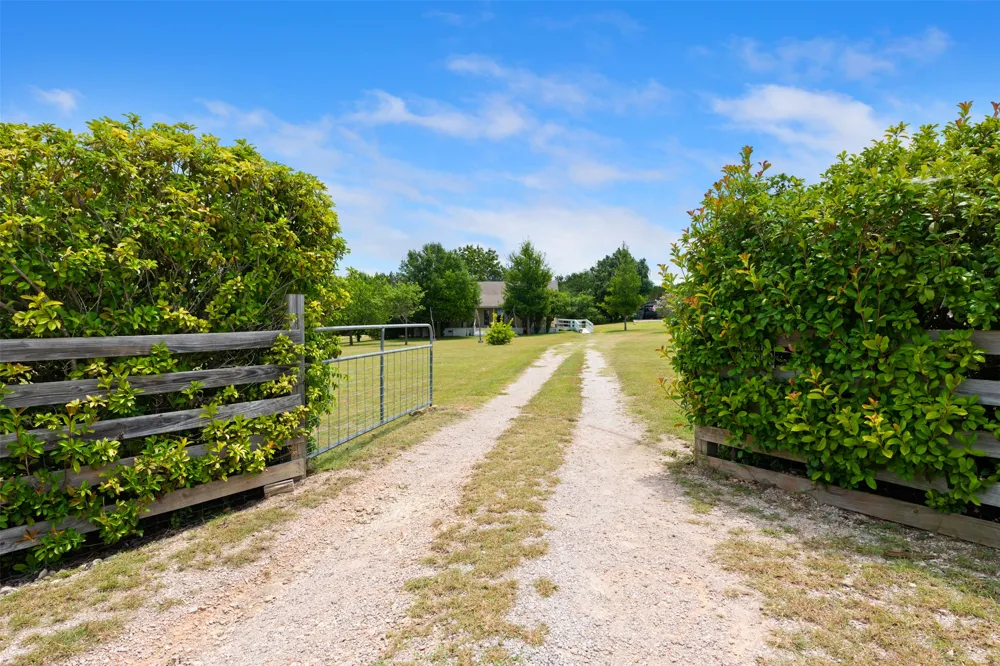 351 County Road 326 Bertram, TX 78605
