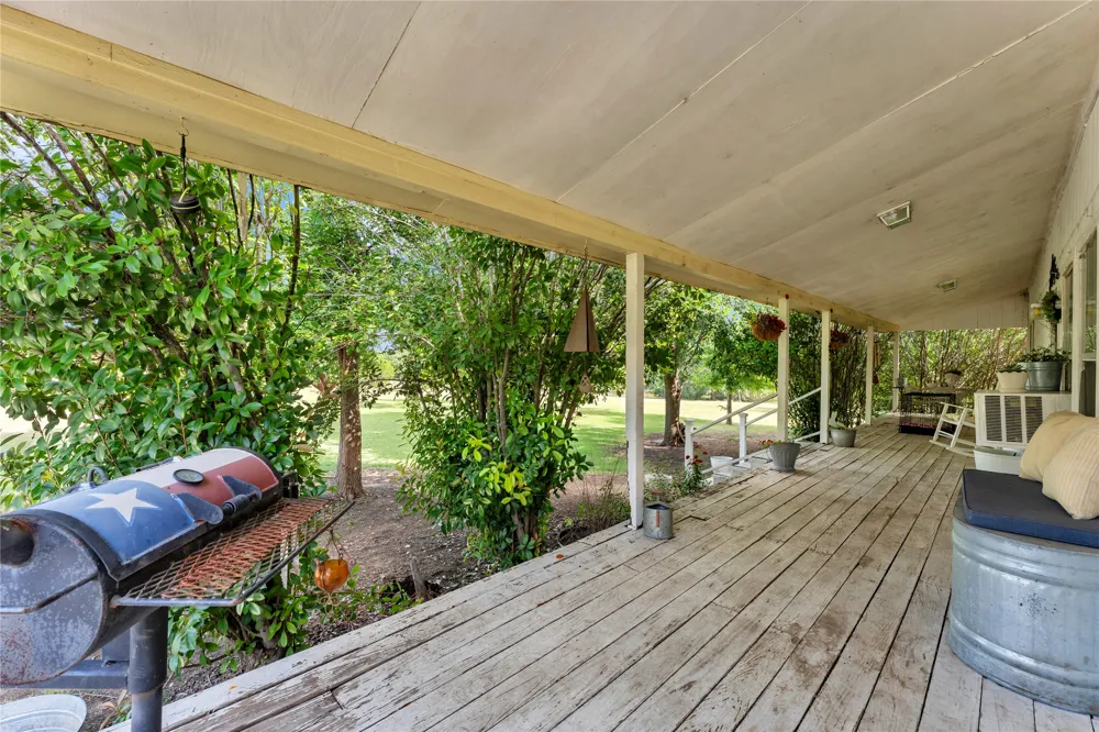 351 County Road 326 Bertram, TX 78605