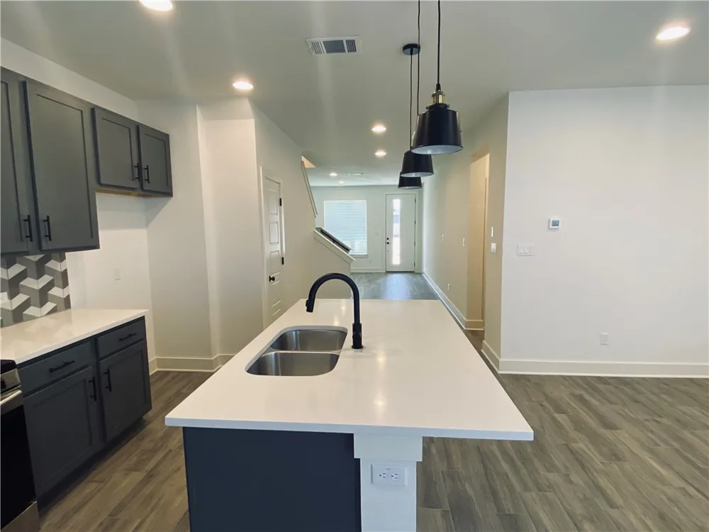 5160 A W Grimes Boulevard #121 Round Rock, TX 78665