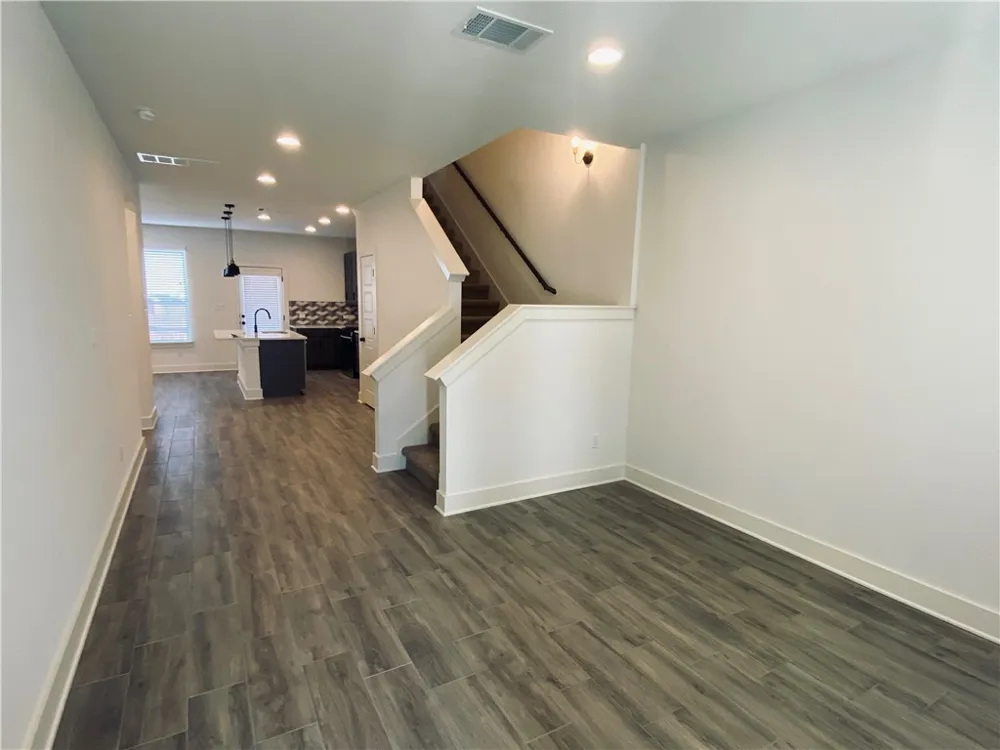5160 A W Grimes Boulevard #121 Round Rock, TX 78665