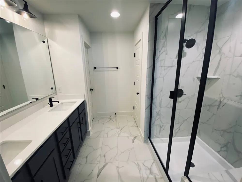 5160 A W Grimes Boulevard #121 Round Rock, TX 78665