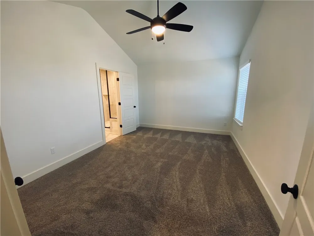 5160 A W Grimes Boulevard #121 Round Rock, TX 78665
