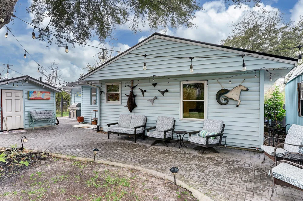4449 Shady Lake Drive Seabrook, TX 77586