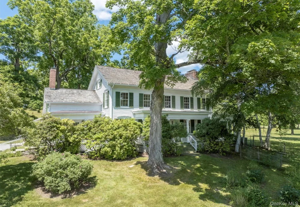1197 Bulls Head Road Clinton Corners, NY 12514