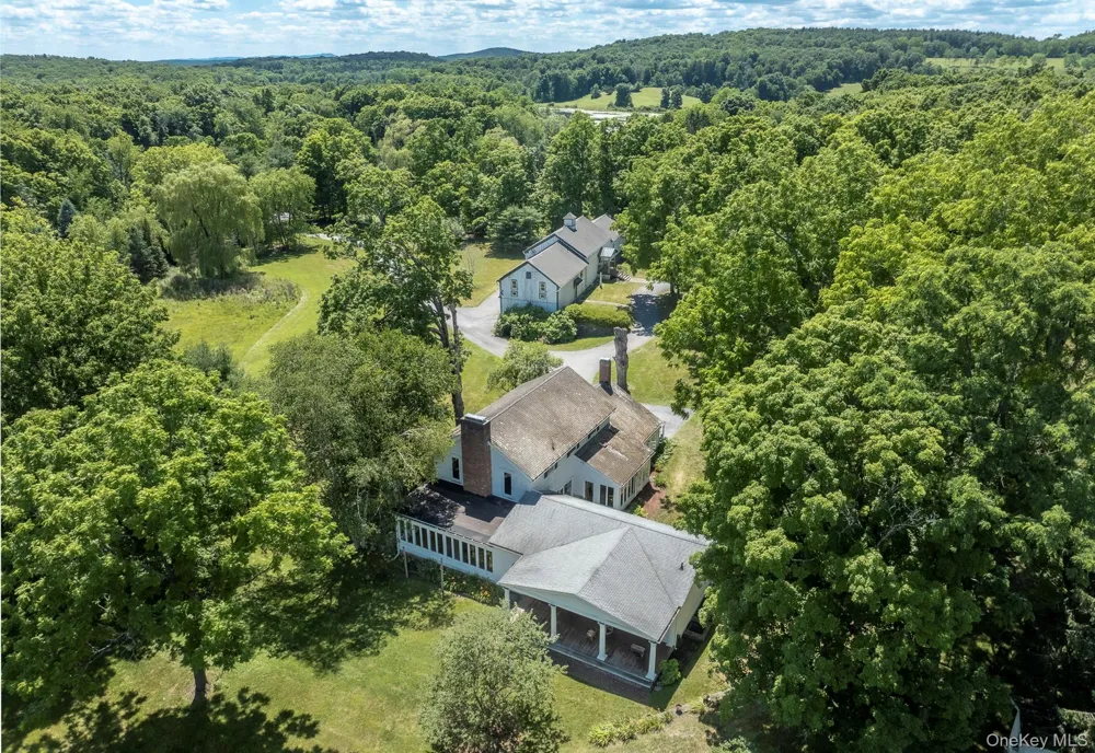 1197 Bulls Head Road Clinton Corners, NY 12514