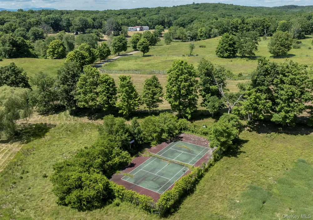 1197 Bulls Head Road Clinton Corners, NY 12514