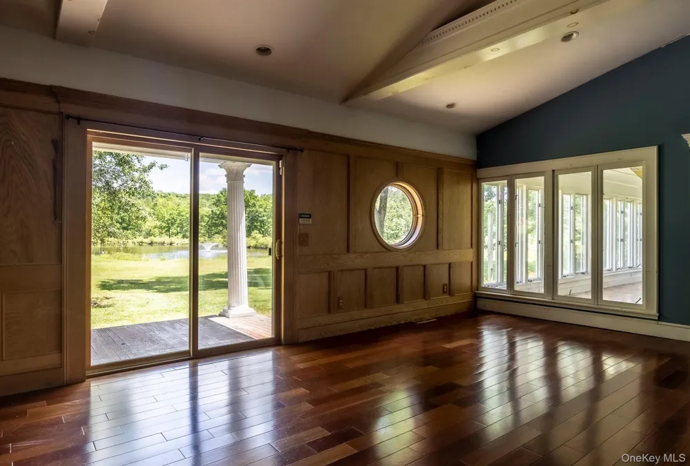 1197 Bulls Head Road Clinton Corners, NY 12514