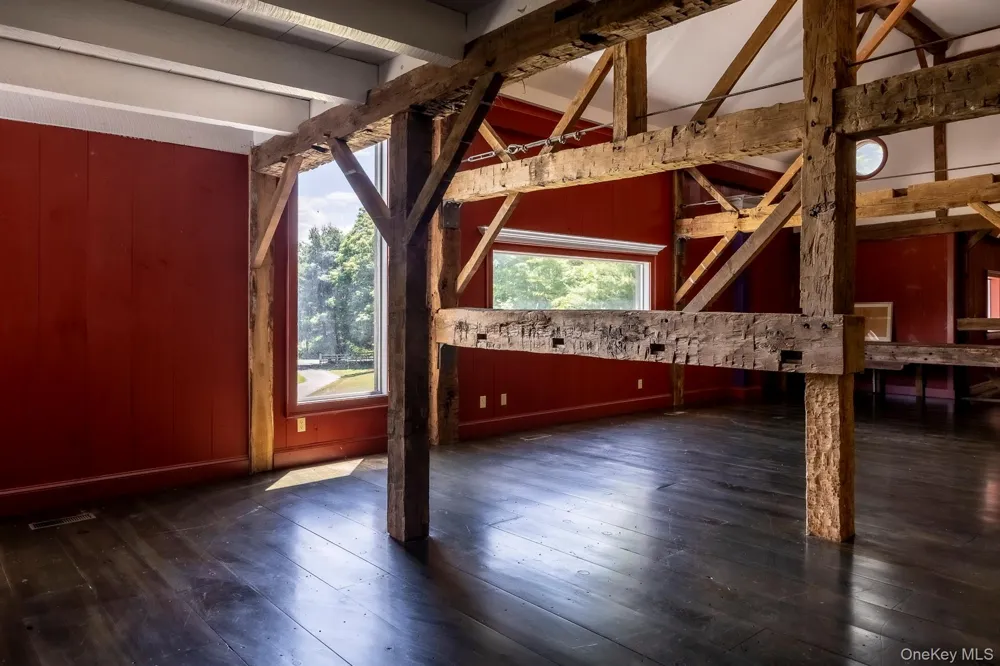1197 Bulls Head Road Clinton Corners, NY 12514