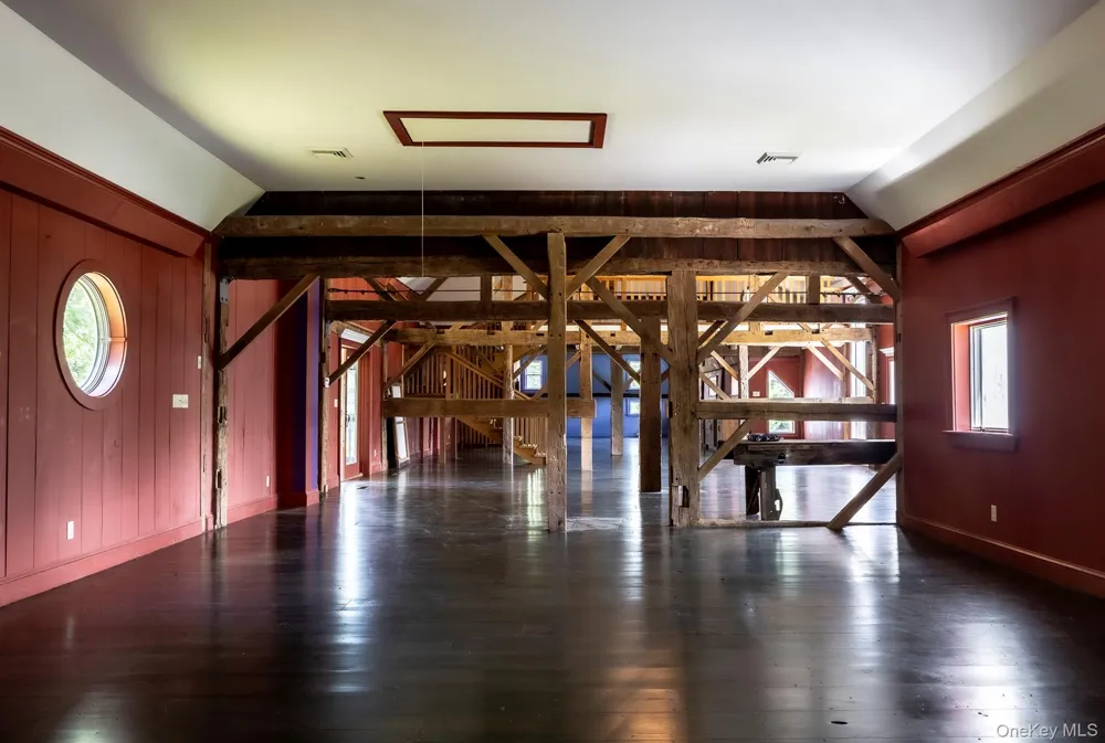 1197 Bulls Head Road Clinton Corners, NY 12514