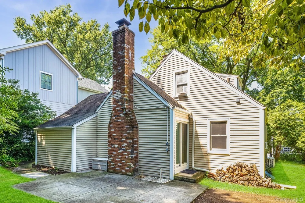11 Hillside Place Rye, NY 10580