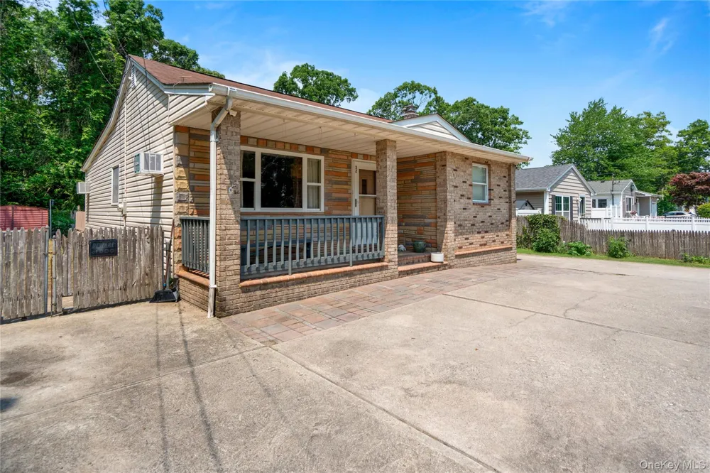 32 Juniper Avenue Patchogue, NY 11772