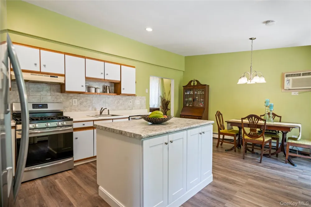 32 Juniper Avenue Patchogue, NY 11772