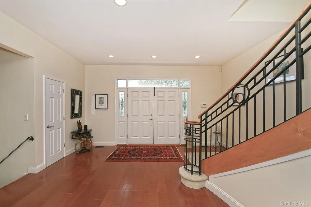 69 Ocean Avenue Massapequa, NY 11758