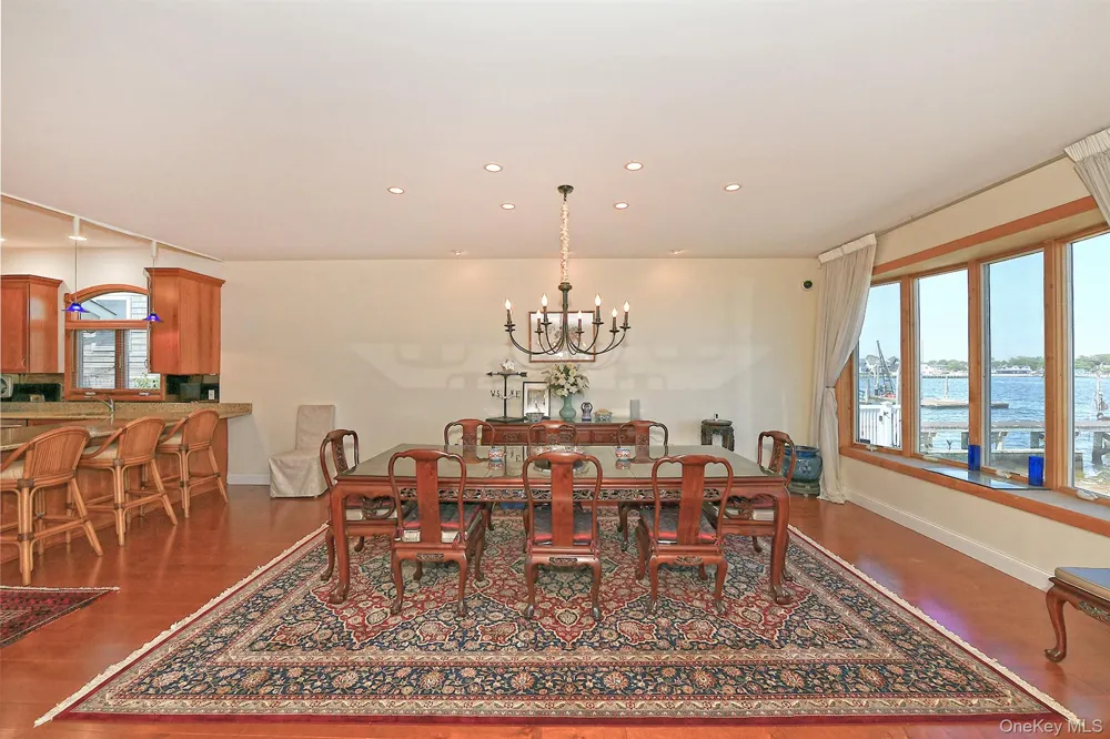 69 Ocean Avenue Massapequa, NY 11758