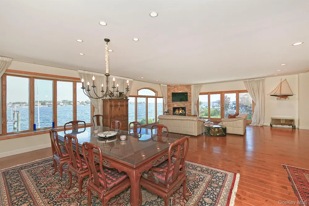 69 Ocean Avenue Massapequa, NY 11758