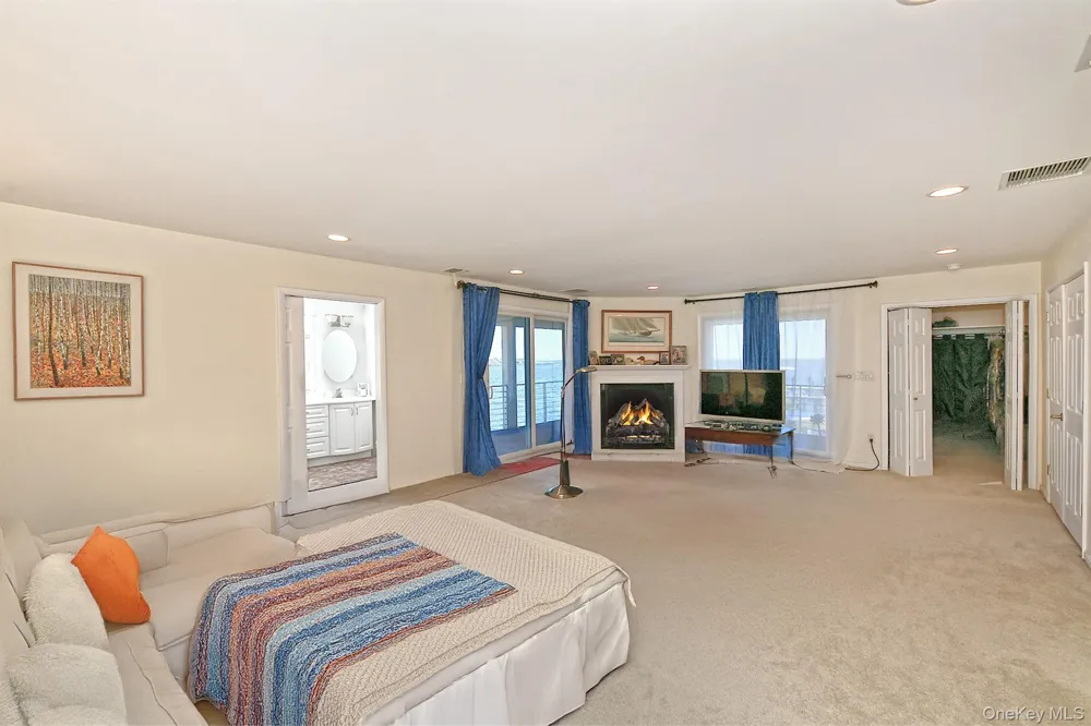 69 Ocean Avenue Massapequa, NY 11758