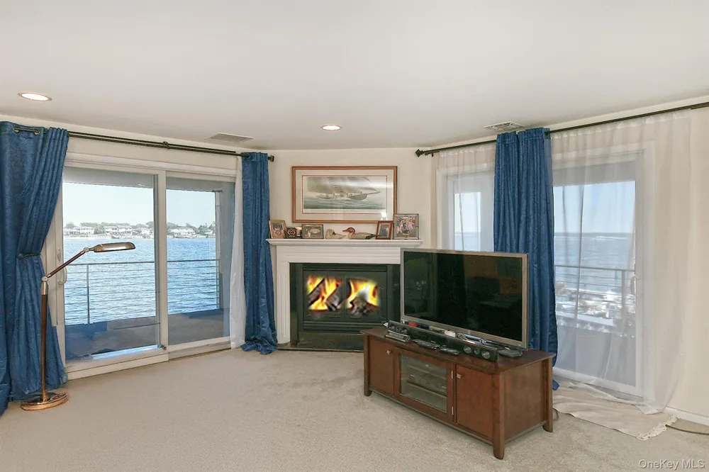 69 Ocean Avenue Massapequa, NY 11758