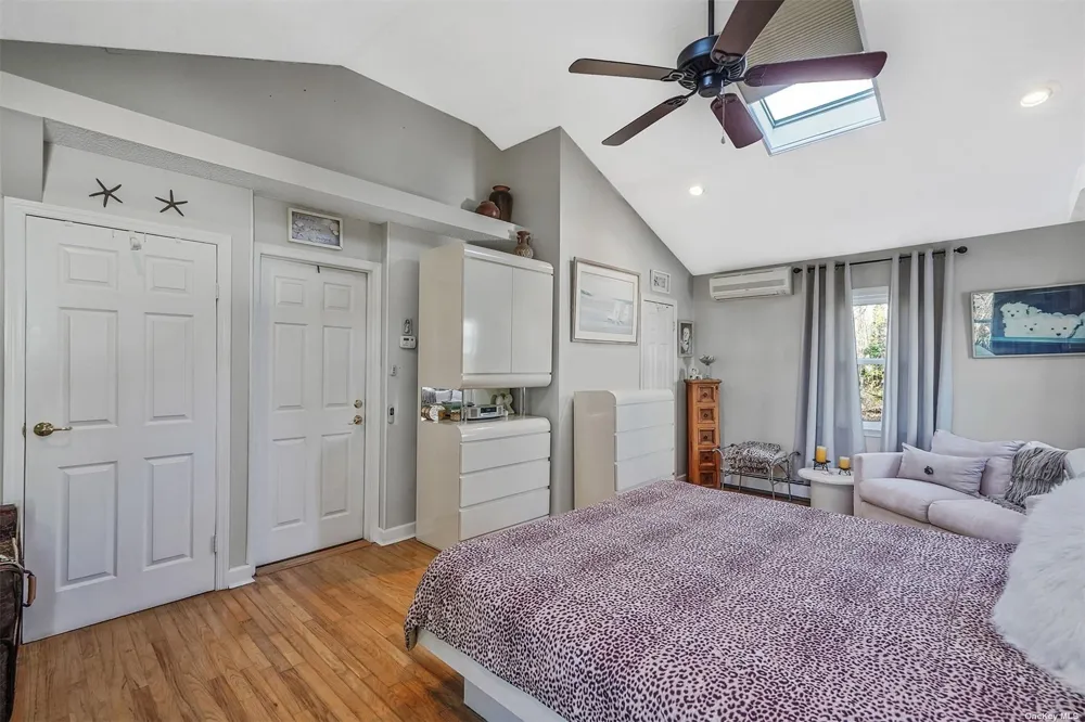 10 Marchant Drive Saint James, NY 11780
